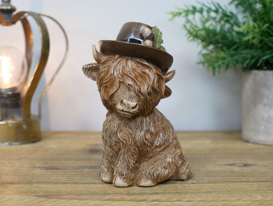 Highland Cow with hat