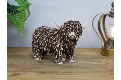Small Standing Highland Cow
